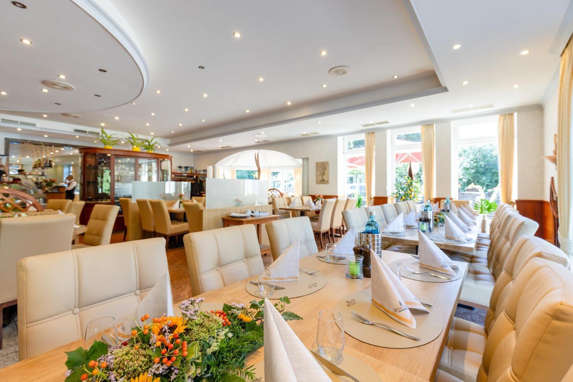Hotel Restaurant Bismarckturm Aachen Exterior foto
