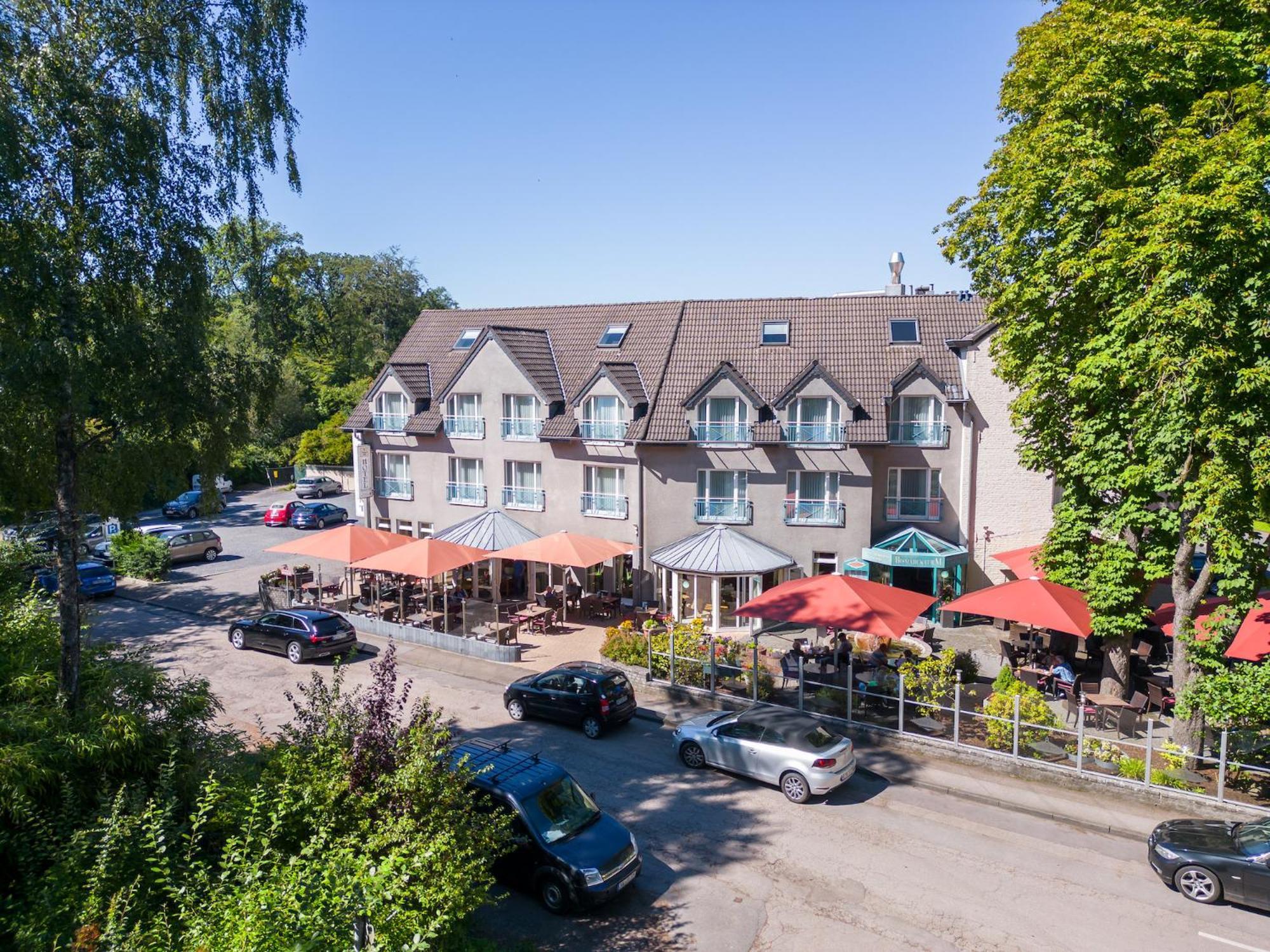 Hotel Restaurant Bismarckturm Aachen Exterior foto